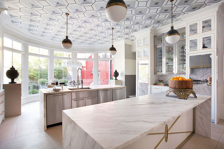papier peint plafond motif octogonal deco cuisine luxe