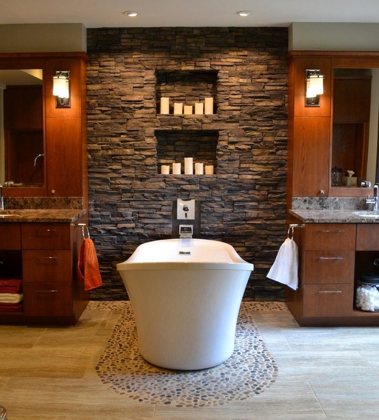 salle de bain en pierre naturelle baignoire autonome plaquette de parement en pierre