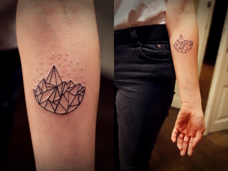 tatouage géométrique avant-bras femme pointillisme