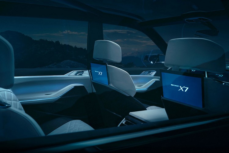 BMW X7 concept iperformance 2018 design intérieur assurant maximum confort modèle hybride haute gamme