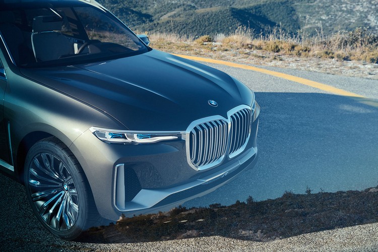 BMW X7 concept iperformance 2018 série 7 modèle hybride rechargeable option diesel essence