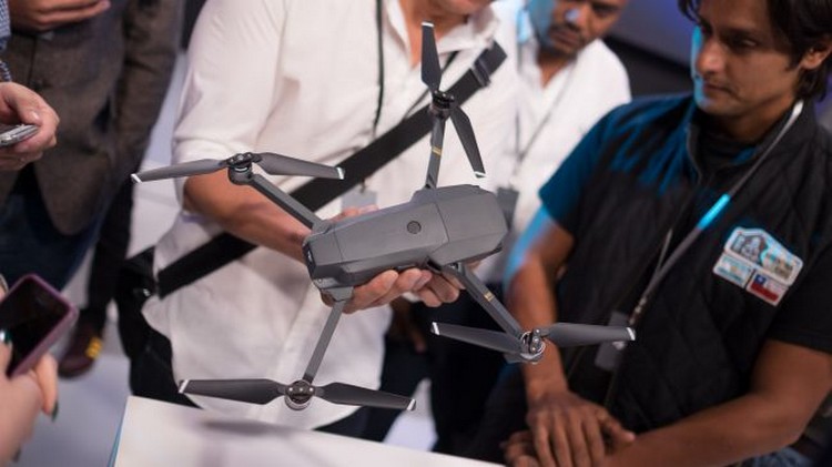Drone Mavic Pro de DJI design novateur pliable leger au summum luxe fonctionnalité