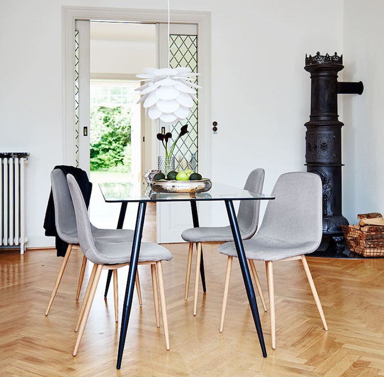 comment choisir sa table a manger verre chaises scandinaves