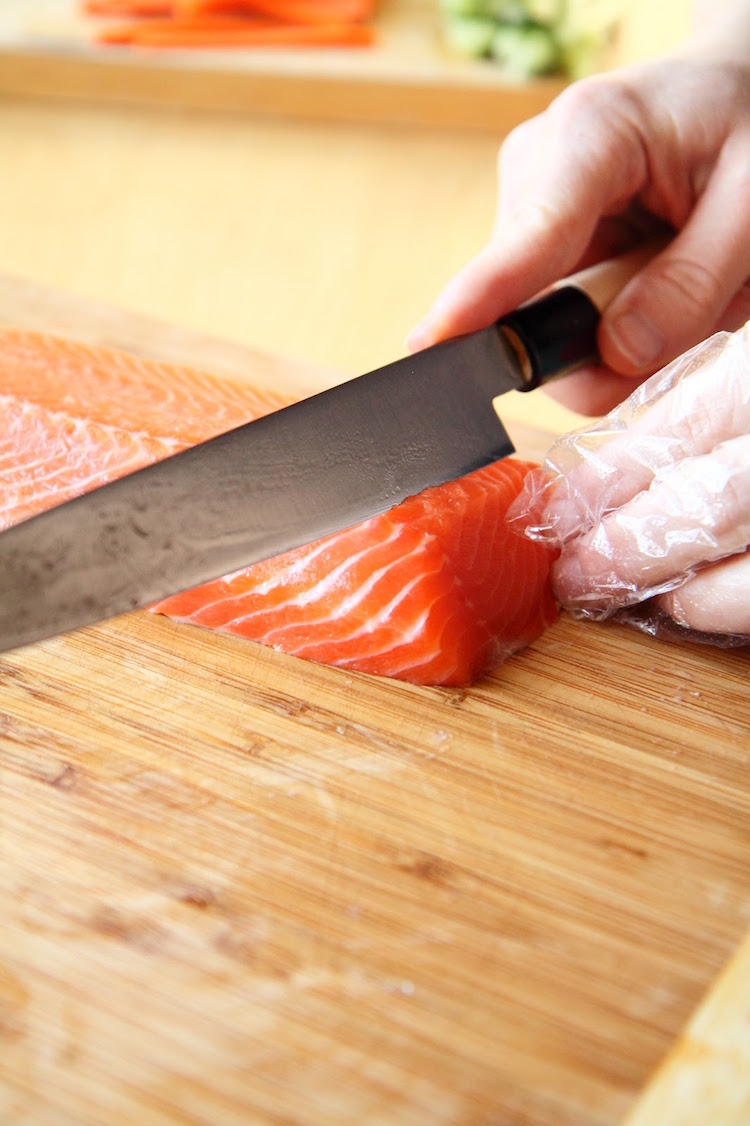 couteau japonais à sashimi technique sogi zukuri