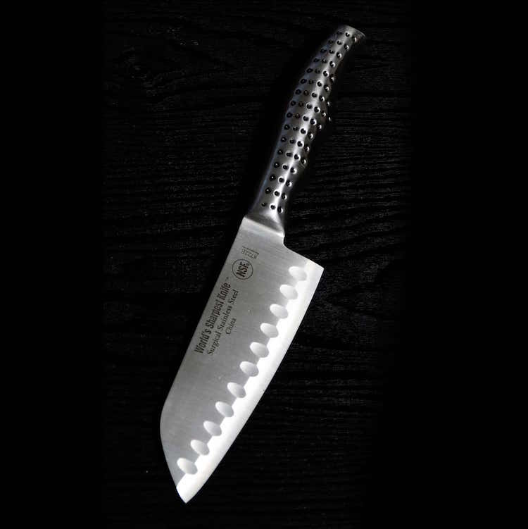 couteaux japonais Santoku en acier avec alvéoles