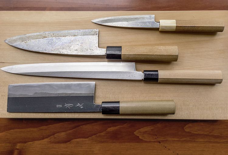 couteaux japonais- origine types avantages pratiques marques