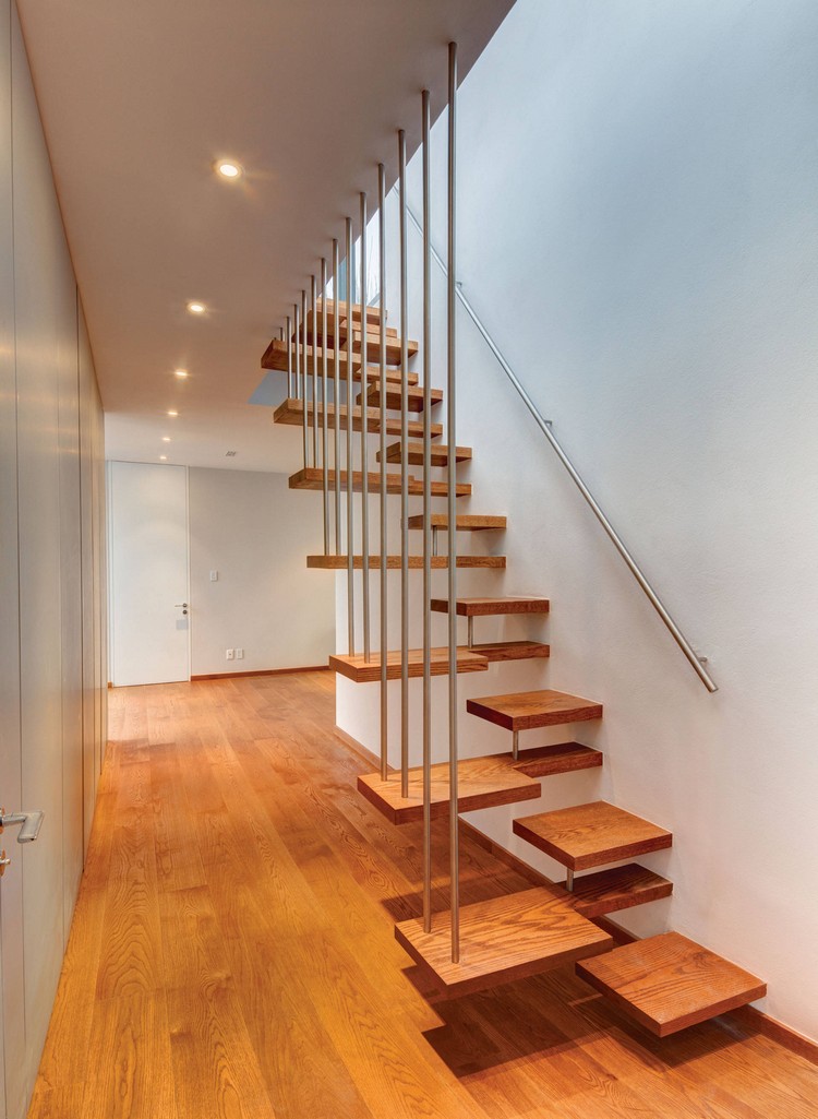 escaliers intérieurs bois design