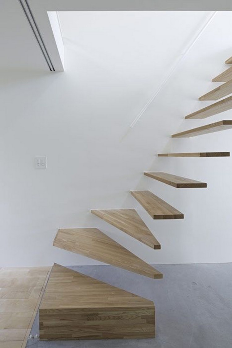 escaliers intérieurs bois flottant