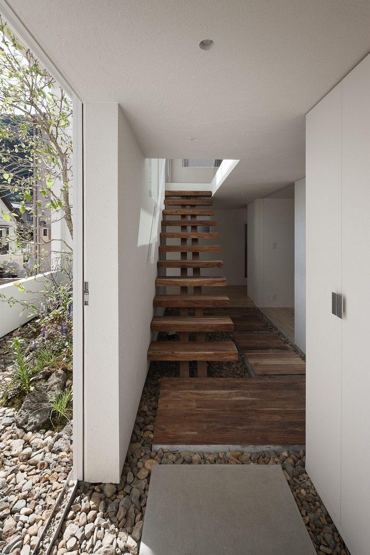 escaliers intérieurs bois pierre