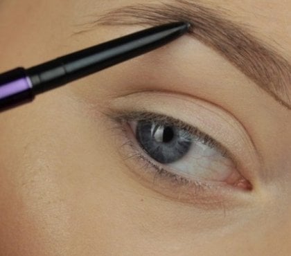 forme de sourcil selon visage tout savoir technique maquillage permanent microblading