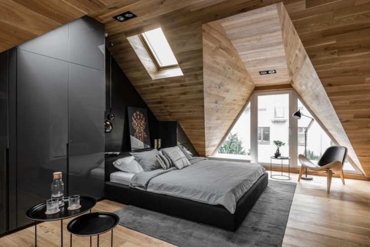 lambris plafond bois chambre sous combles luminaires modernes