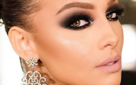 maquillage charbonneux tendance fard paupieres noir levres couleur nude maquillage contouring