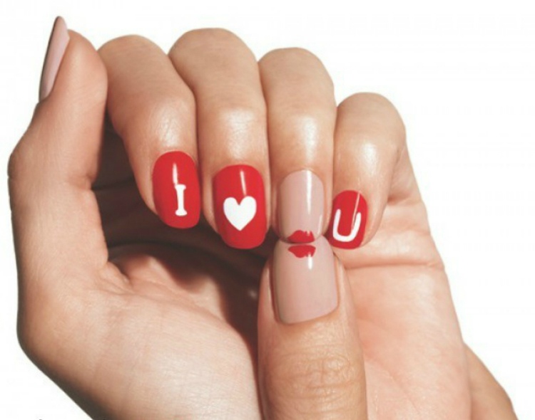 nail art Saint Valentin facile lettres coeur blanc vernis rouge nude