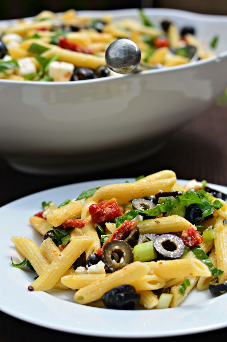 recette pates facile salade penne olives feta tomates confites
