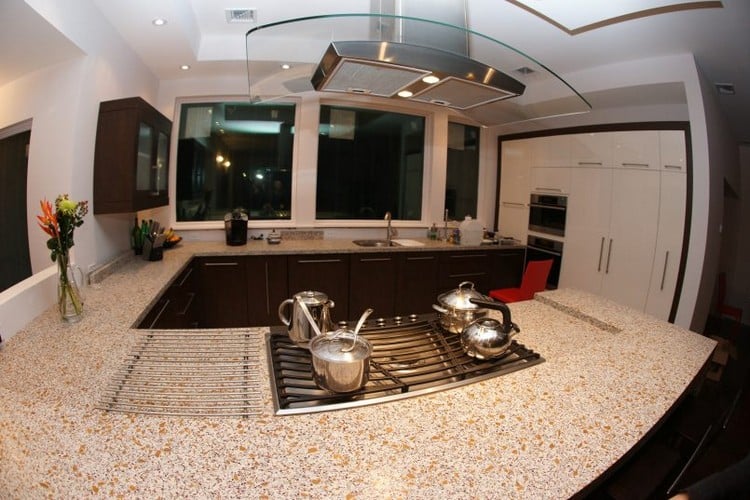 revêtement de sol intérieur terrazzo design contemporaine carrelage tendance sol mur plan travail cuisine marbre granite