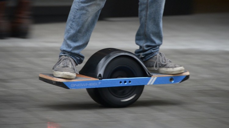 skateboard électrique OneWheel +HR 2018 seule roue offrant nouveau mode déplacement