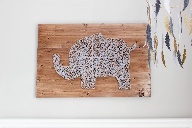 tableau en fils tendus elephant planche bois deco murale