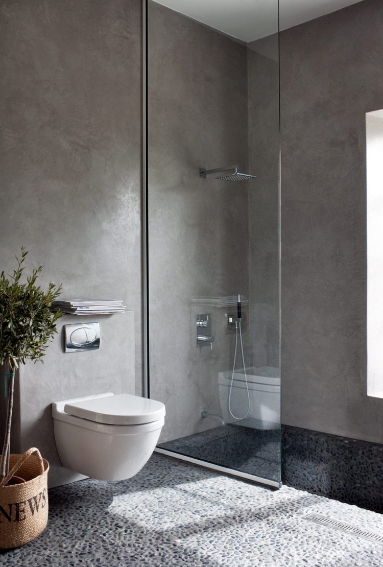 Béton ciré salle de bain idées coin douche utilisation matériaux solide touche sophistiquée salle eau