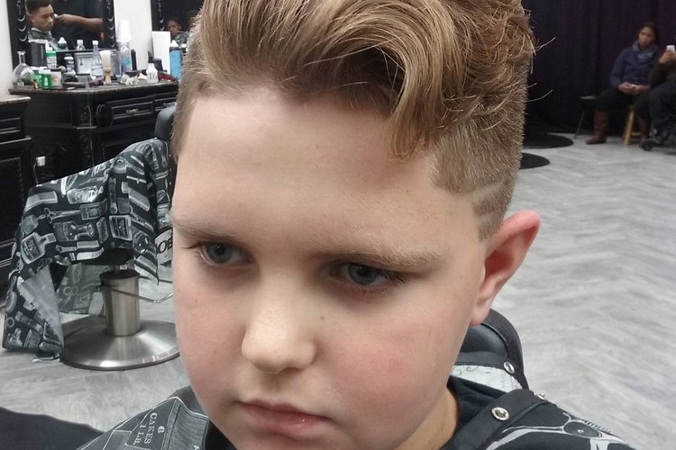 Coupe petit garçon : les tendances de la coupe garçon sont au court