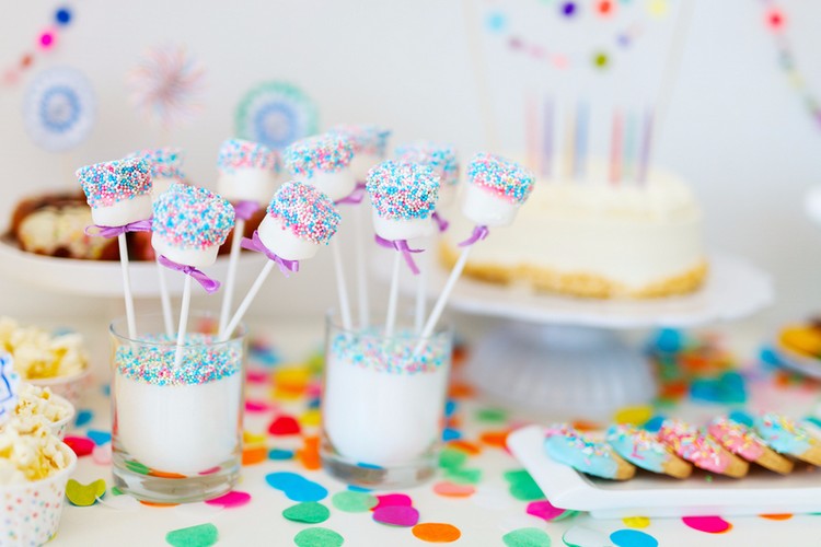 Misez Sur Les Vermicelles Colores Pour Une Deco Baby Shower Adorable