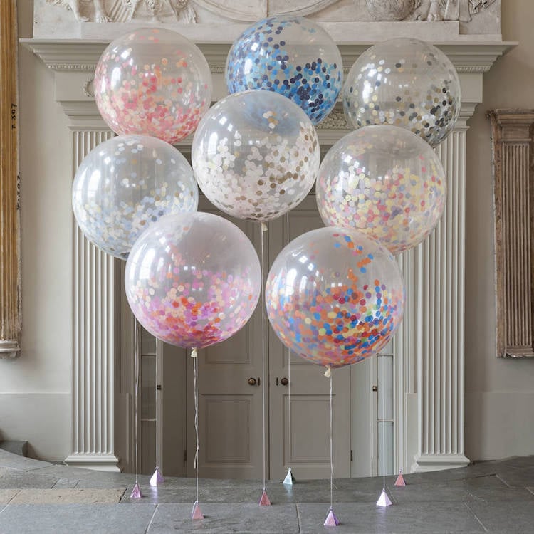 grands ballons transparents remplis de confettis muticolores