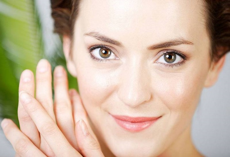 huile visage effets avantages produits pour peau inédite soignée