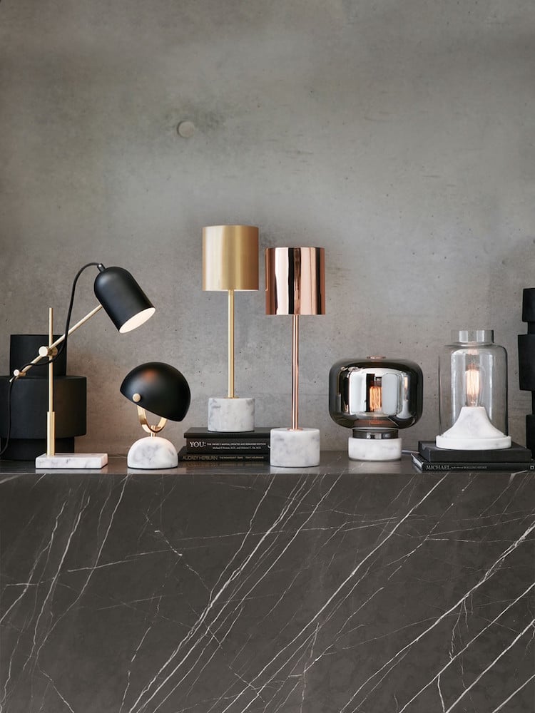 marbre noir en décoration- revêtements, meubles et objets design