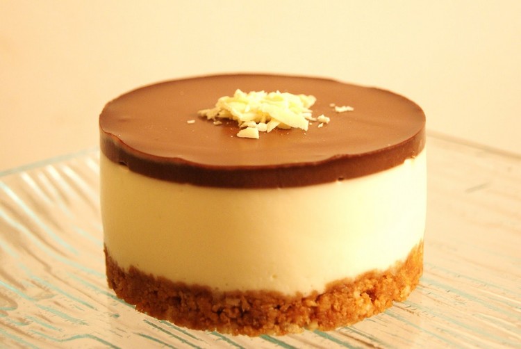 mini gâteau bavarois chocolat lait vanille idées petits cakes cylindriques