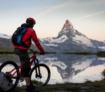 parcours VTT rouler dans Alpes Grand Massif montagne vue pittoresque amateurs vélo itinéraires accompagnés