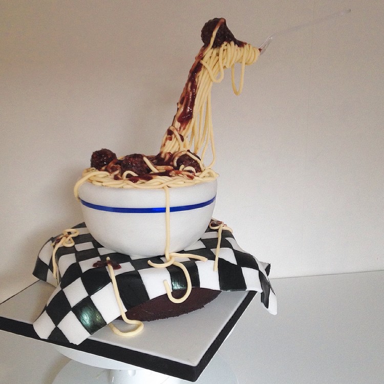 recette gravity cake idée gâteau suspendu design insolite pour homme