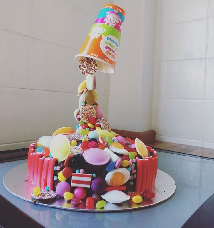 recette gravity cake pour anniversaire enfant petite fille