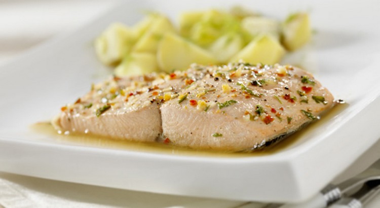 régime 1200 calories exemple menu facile idée déjeuner poisson saumon cuites four pommes terre