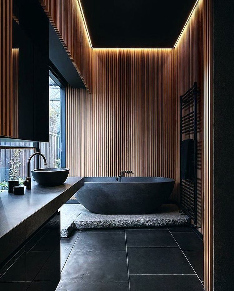 salle de bain noire et bois idées modernes