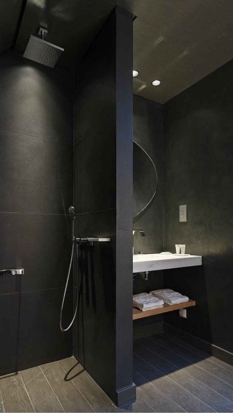 salle de bain noire moderne idées