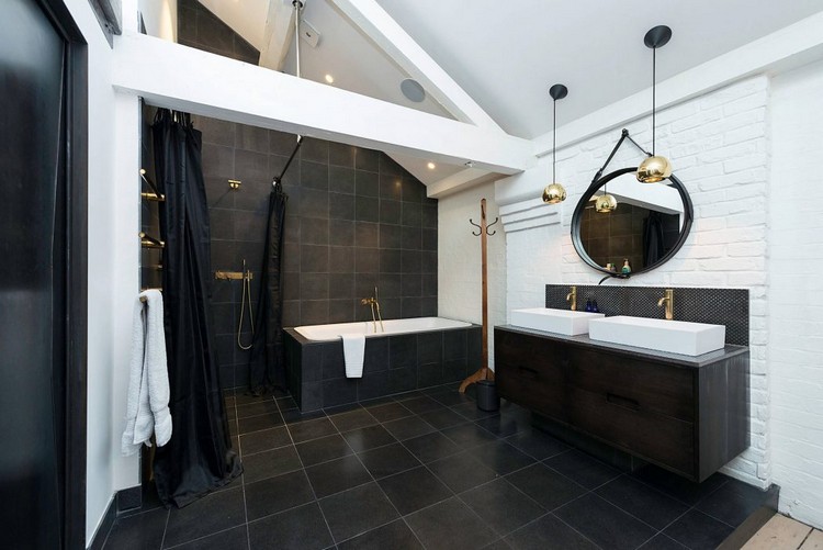 salle de bain noire touches de blanc design moderne