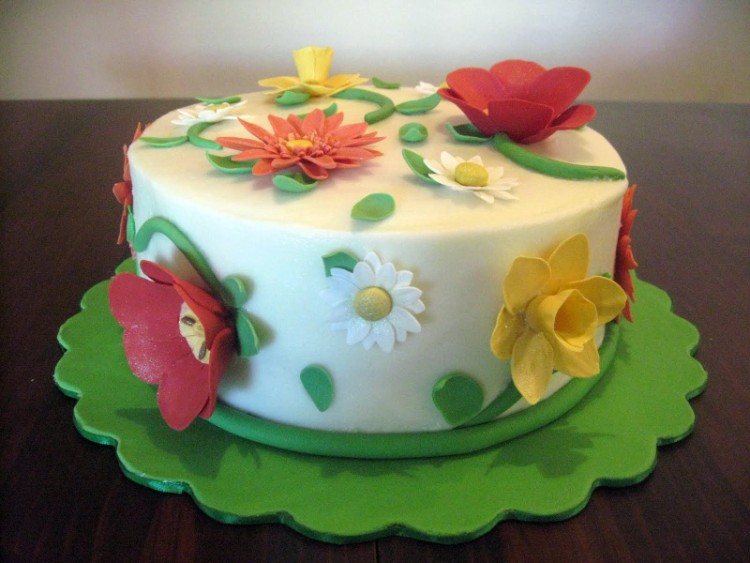 anniversaire printemps idée pour gâteau mignon