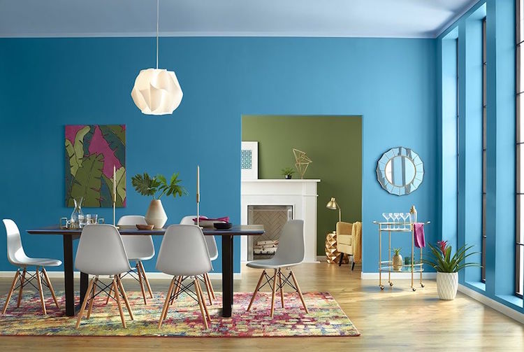 couleurs tendance 2018 - bleu turquoise comme peinture salle à manger