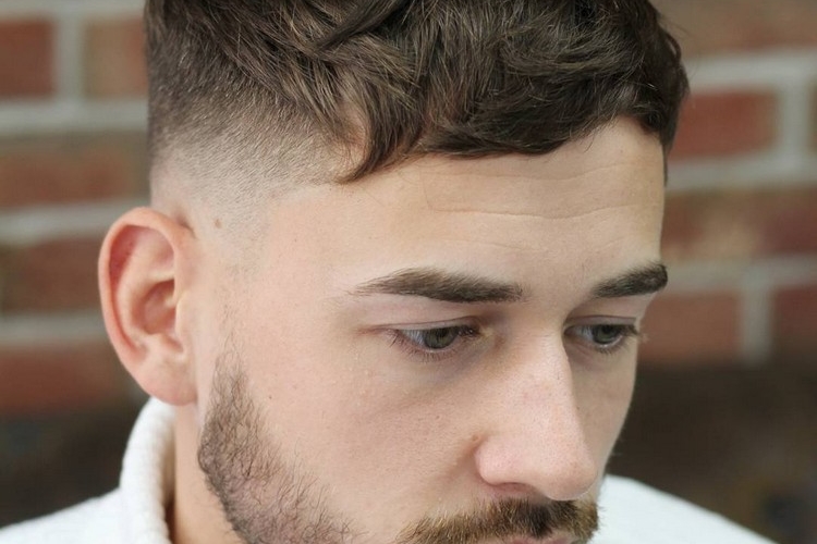 Coupe homme court et coiffure courte pour la saison printemps/été 2018