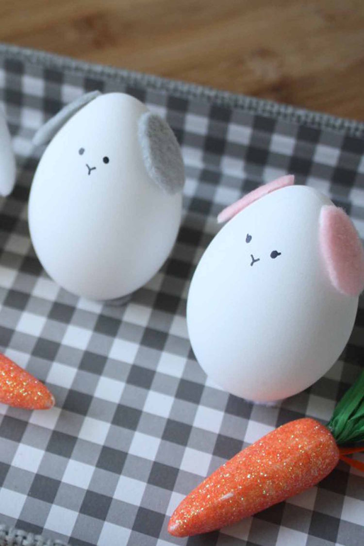 décoration oeuf de Paques enfants simple en lapins mignons