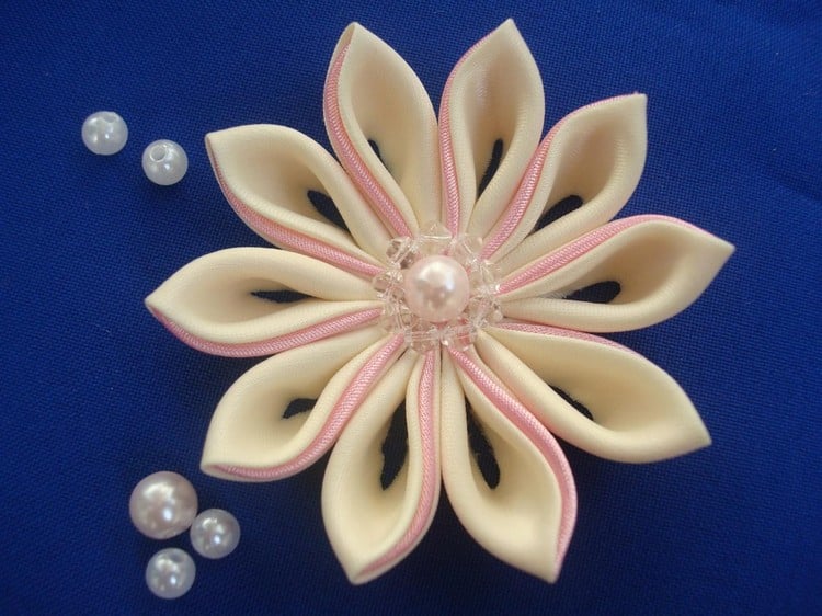 fleur en tissu DIY originale décoration maison emballage cadeaux accessoire tendance