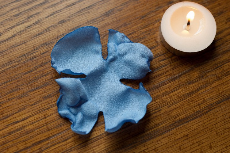 fleur en tissu DIY téchnique fabrication facile idée déco insolite