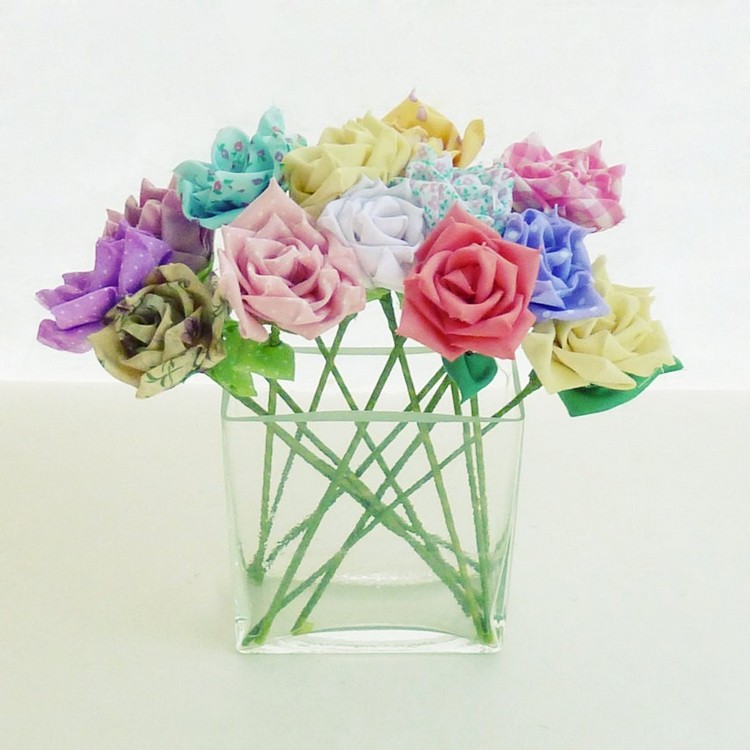 fleur en tissu originale idée décoration vase