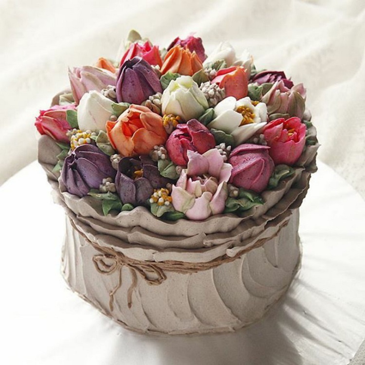 gâteau printemps tulipes colorées