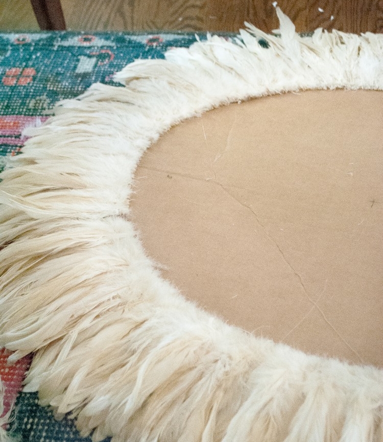idée déco DIY bricolage facile comment réaliser juju hat africain plumes