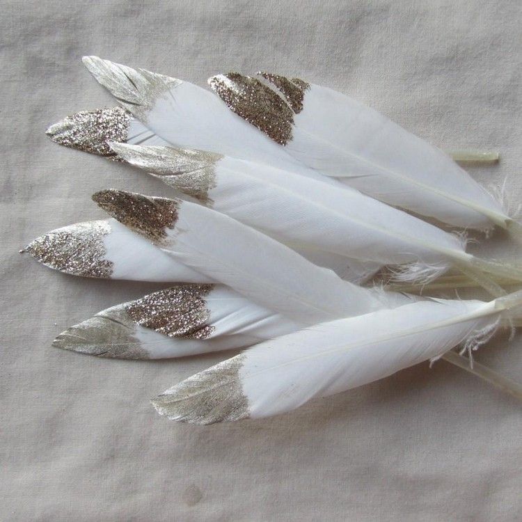 idée déco DIY plumes décorées paillettes bricolage facile original