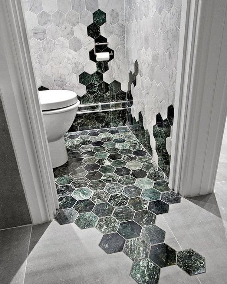 marbre vert salle de bain mélange parquet carrelage