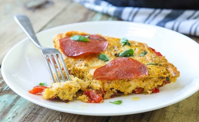 omelette de Pâques italienne pepperoni idée repas festif pascal