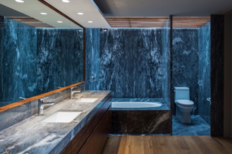 salle de bain moderne marbre bleu