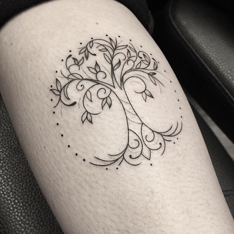 tatouage arbre de vie stylisé pour femmes et hommes