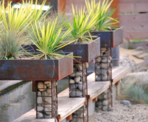 déco style industriel idées objets décoratifs métal pierres pour jardin